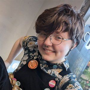 Meet your Posher, Rae